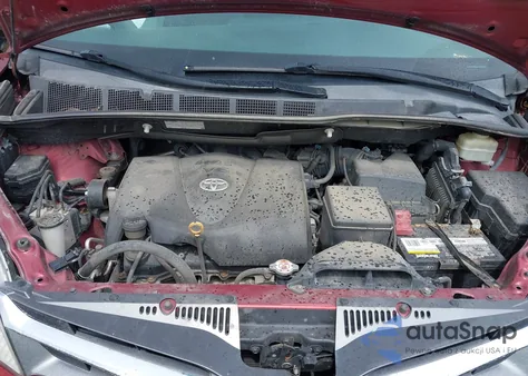 2018 Toyota Sienna Xle 8 Passenger from USA, damaged, VIN 5TDYZ3DC9JS928080